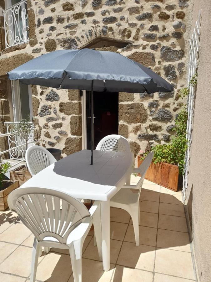 Appartement Tour médiévale de l'an mille à Loudes Extérieur photo
